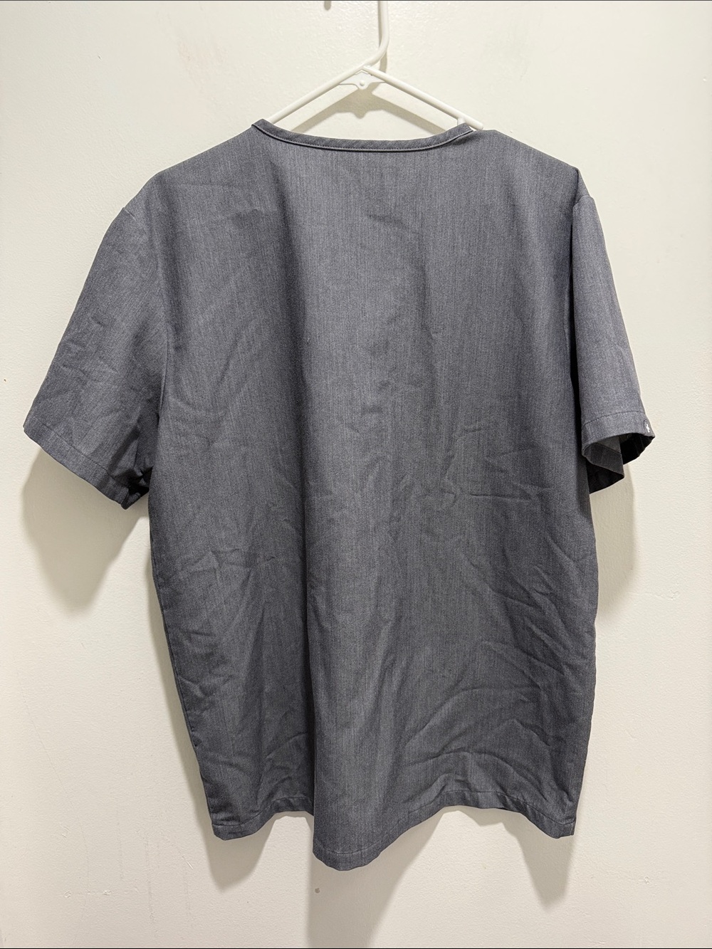 FIGS Leon Three-Pocket Scrub Top Gray Men’s Large Technical Collection - Picture 5 of 5
